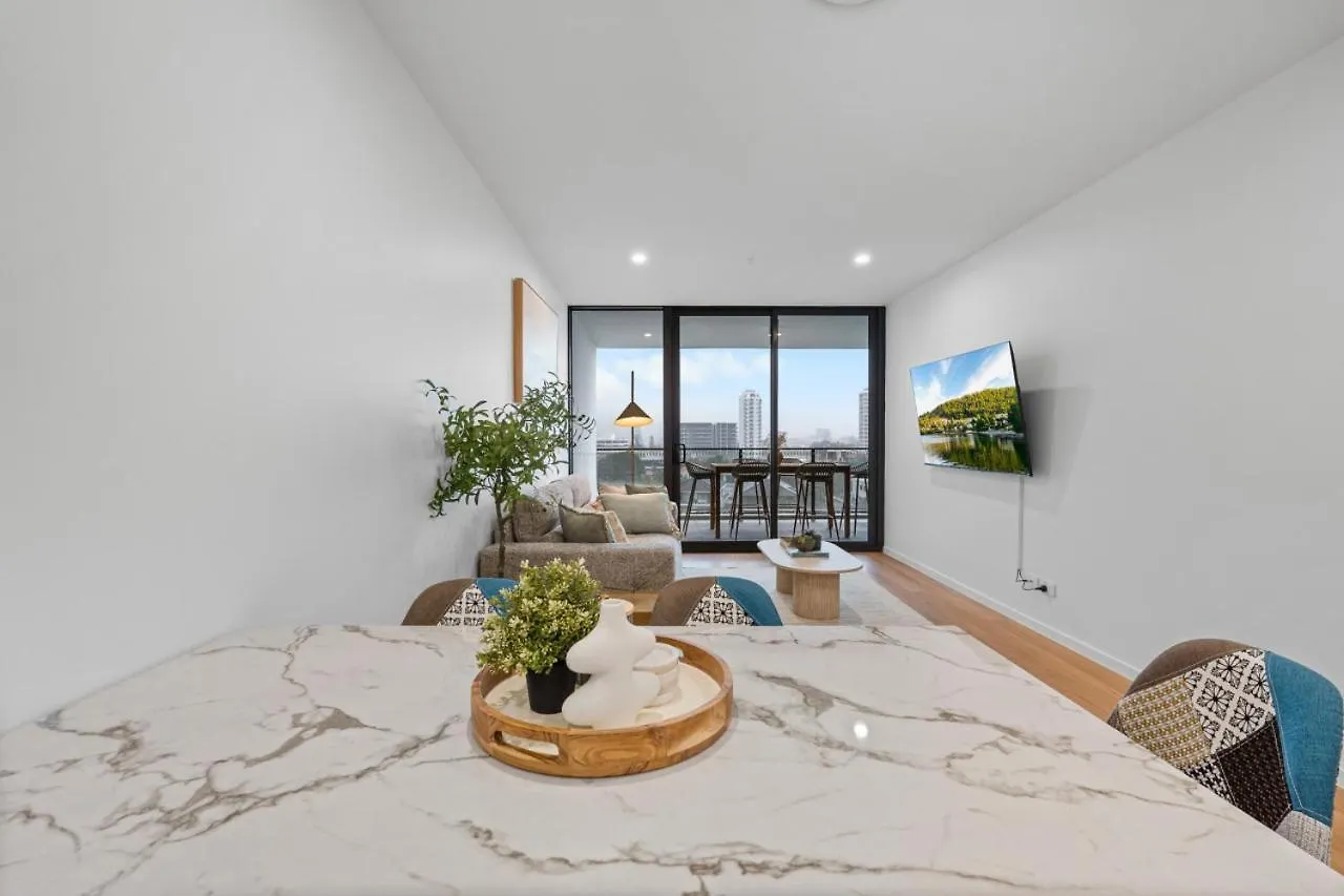 The Haven - Brand New Riverview 2Br With Parking Pool Gym At Surfers Paradise ゴールドコースト オーストラリア